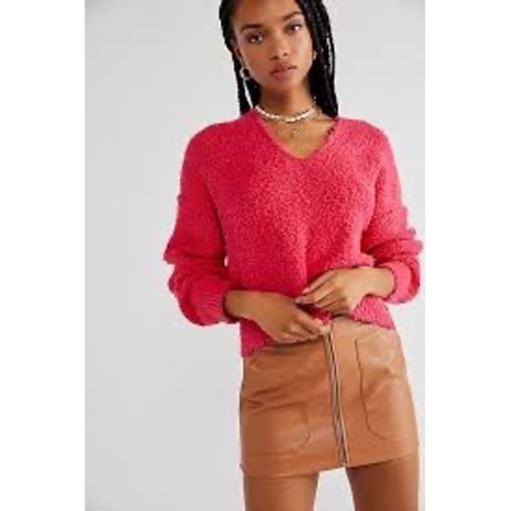 Free People We The Free Pink Fuzzy V-Neck Sweater XS